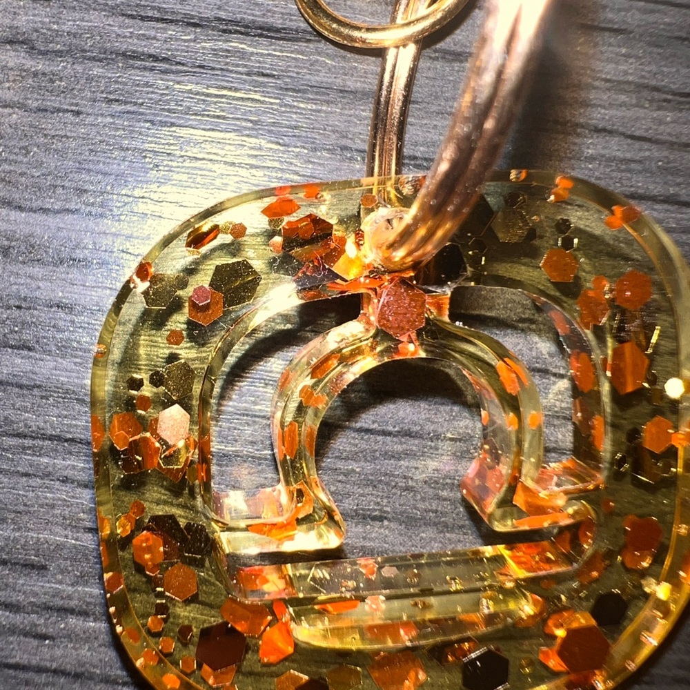 Keychain - Picture 4 of 12